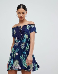 Платье с открытыми плечами и принтом Ax Paris - Кремовый