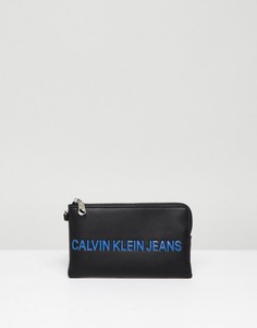 Кошелек с ремешком на запястье Calvin Klein Jeans - Черный