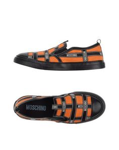 Низкие кеды и кроссовки Moschino