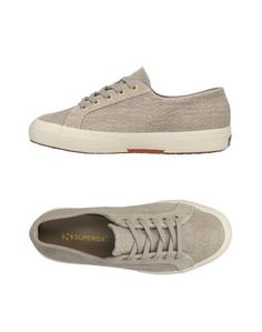 Низкие кеды и кроссовки Superga