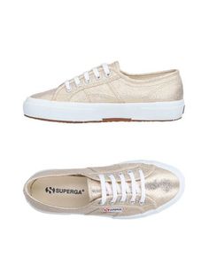 Низкие кеды и кроссовки Superga