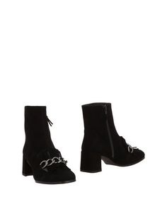 Полусапоги и высокие ботинки Stuart Weitzman
