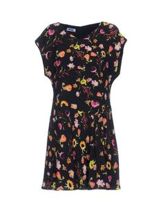 Короткое платье Moschino Cheap and Chic