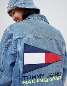 Джинсовая куртка в стиле 90-х с логотипом на спине Tommy Jeans Capsule 5.0 - Синий
