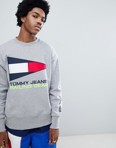 Серый свитшот в стиле 90-х с круглым вырезом и логотипом Tommy Jeans Sailing Capsule - Серый