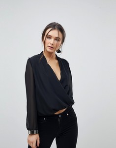 Блузка с перекрестным дизайном QED London - Черный