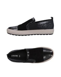 Низкие кеды и кроссовки Geox