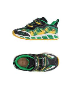 Низкие кеды и кроссовки Geox