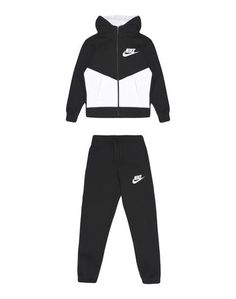 Спортивный костюм Nike
