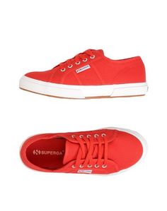 Низкие кеды и кроссовки Superga