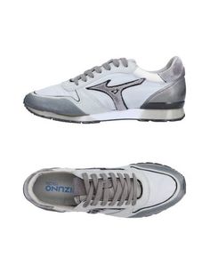 Низкие кеды и кроссовки Mizuno