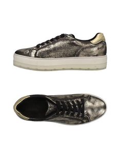 Низкие кеды и кроссовки Diesel