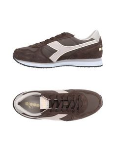 Низкие кеды и кроссовки Diadora