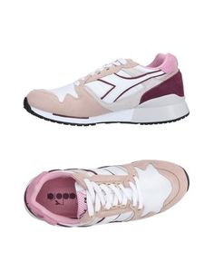 Низкие кеды и кроссовки Diadora