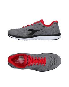 Низкие кеды и кроссовки Diadora