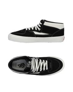 Низкие кеды и кроссовки Vans
