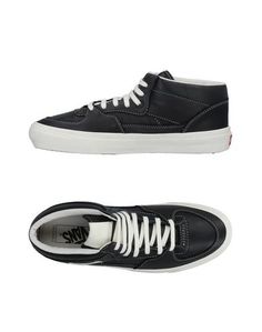 Низкие кеды и кроссовки Vans