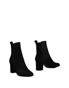 Полусапоги и высокие ботинки Guess