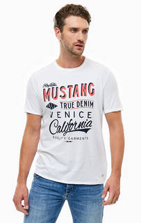 Белая хлопковая футболка с короткими рукавами Mustang