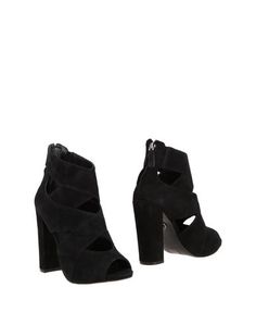Полусапоги и высокие ботинки Guess