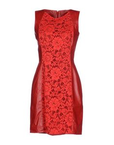 Короткое платье Valentino