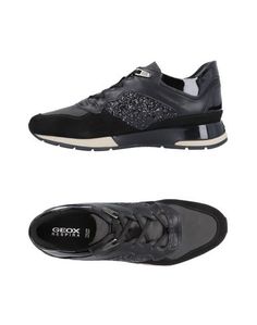 Низкие кеды и кроссовки Geox