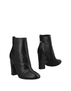 Полусапоги и высокие ботинки Guess