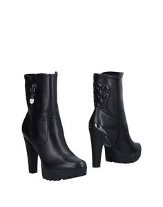 Полусапоги и высокие ботинки Guess