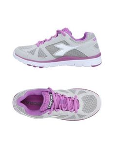 Низкие кеды и кроссовки Diadora