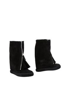 Полусапоги и высокие ботинки Casadei
