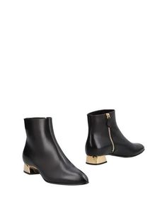 Полусапоги и высокие ботинки Casadei