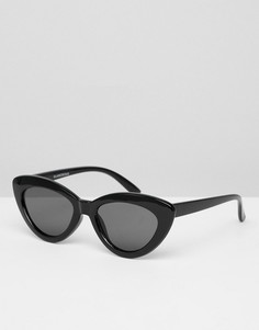 Черные солнцезащитные очки кошачий глаз Glamorous - Черный
