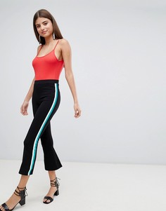 Укороченные расклешенные леггинсы с отделкой кантом ASOS DESIGN - Черный