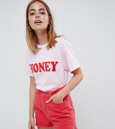 Футболка с принтом Honey Boohoo Petite - Розовый