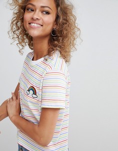 Укороченная футболка с цветными полосками и вышитой радугой ASOS DESIGN - Мульти
