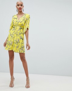 Свободное платье с цветочным принтом River Island - Желтый