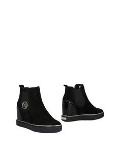 Полусапоги и высокие ботинки Guess