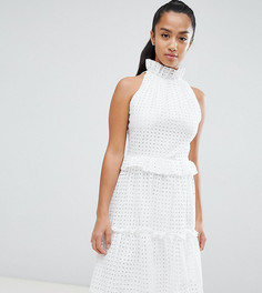 Короткое приталенное платье с многоярусным дизайном John Zack Petite - Белый
