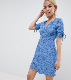 Чайное платье с цветочным принтом Vero Moda Petite - Синий