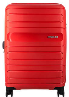 Красный чемодан из пластика American Tourister