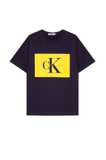 Синяя футболка с логотипом Calvin Klein