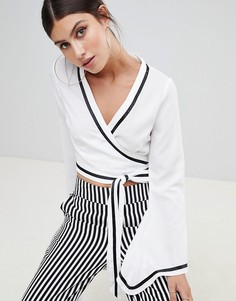 Топ с запахом и широкими рукавами PrettyLittleThing - Белый