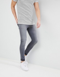 Серые джинсы с напылением ASOS DESIGN - Серый