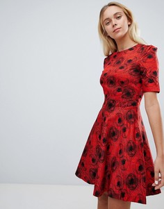 Короткое приталенное платье с абстрактным принтом Louche - Красный
