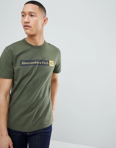 Оливковая футболка с логотипом 92 на груди Abercrombie &amp; Fitch - Зеленый