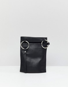 Кожаная сумка с кольцом Weekday - Черный