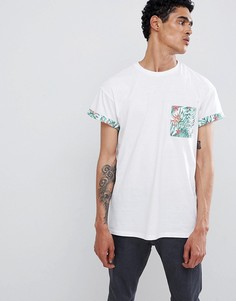 Белая футболка с цветочным принтом и карманом New Look - Белый