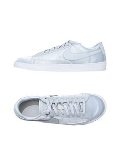 Низкие кеды и кроссовки Nike