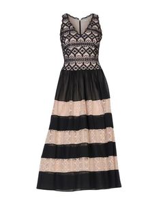 Длинное платье Alice + Olivia