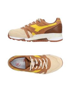 Низкие кеды и кроссовки Diadora